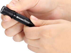 OLIGHT I3E LED FLASHLIGHT - BLACK